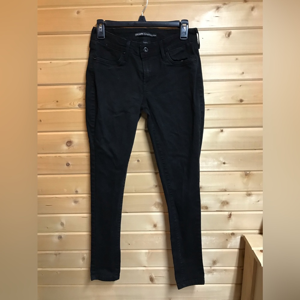 Levi black denim leggings. Size 6, 28” inseam. Like new